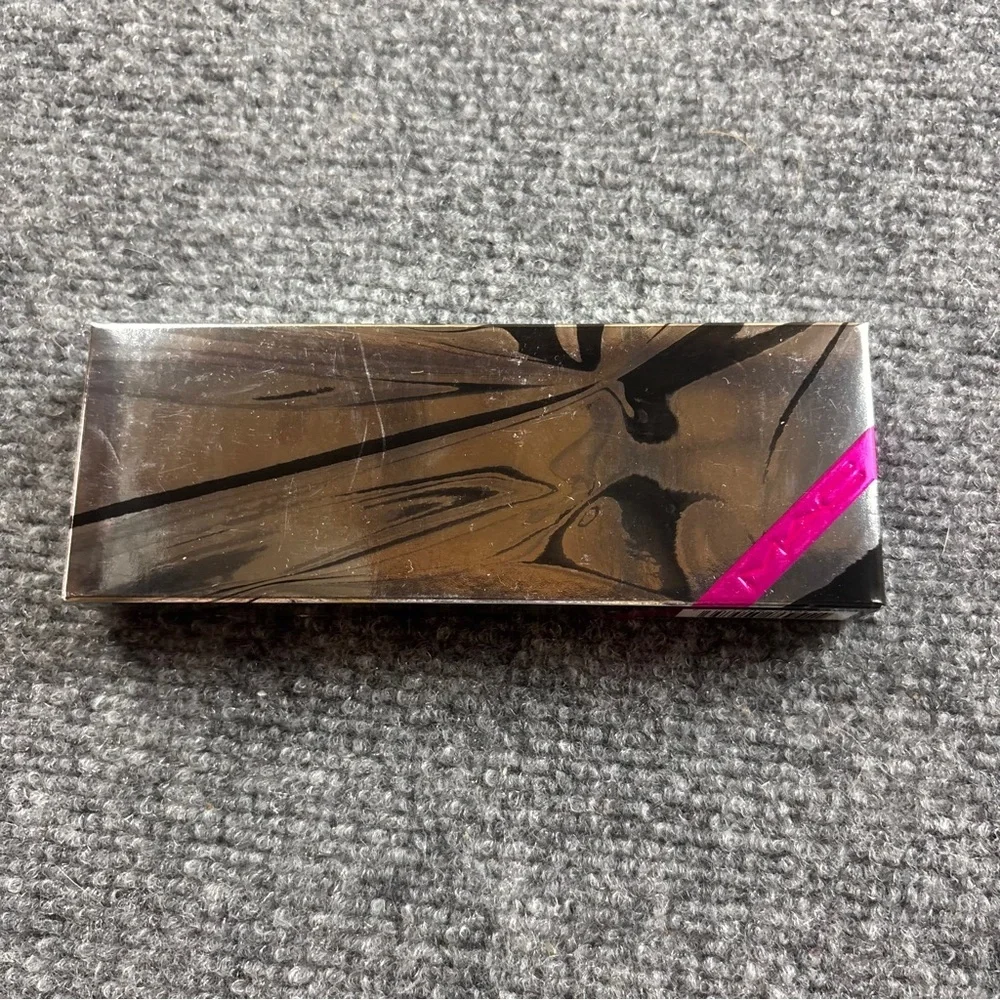 MAC Women NIB Shiny Pretty things Face Compact - Fair Bronzer, Blush, powder